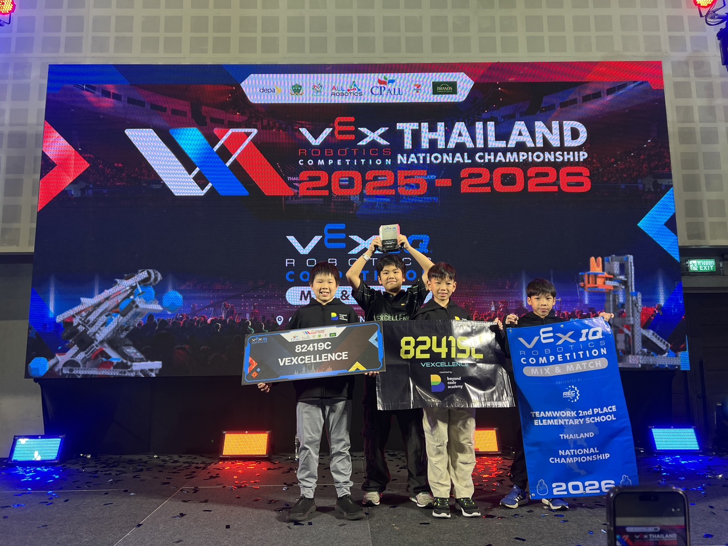 Team Vexcellence at the VEX Thailand Robotics Competition National Championship